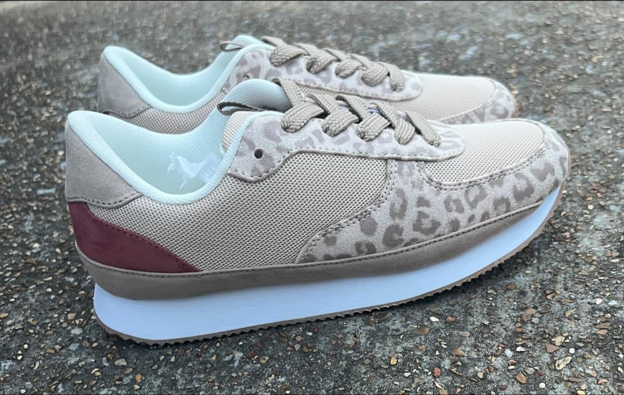 Very G cream leopard print “Runner 2” sneakers
